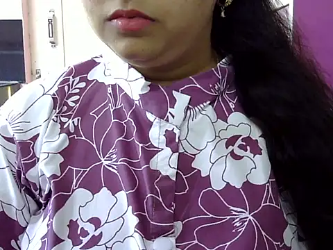 Cute Aliyaa online show from 04-10-26, 11:15