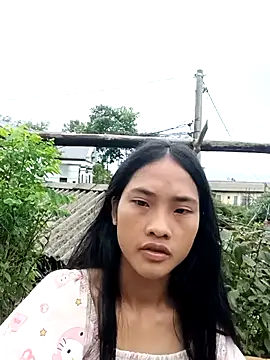 Snapshot of Hoa-tuylip chatting on 07-29-26, 07:17 Hoa-tuylip online show from 07-29-26, 07:17