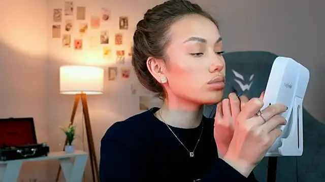 nexorine online show from 04-23-26, 02:41