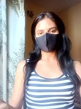 Snapshot of Mahira-- chatting on 04-26-26, 08:45 Mahira-- online show from 04-26-26, 08:45