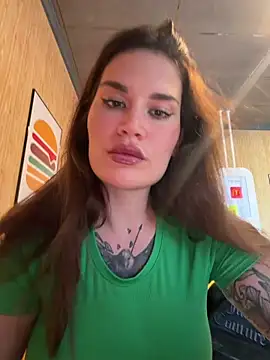 TattooGirlAlia online show from 12-19-25, 12:56