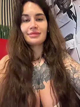 Snapshot of TattooGirlAlia chatting on 04-04-26, 07:06 TattooGirlAlia online show from 04-04-26, 07:06