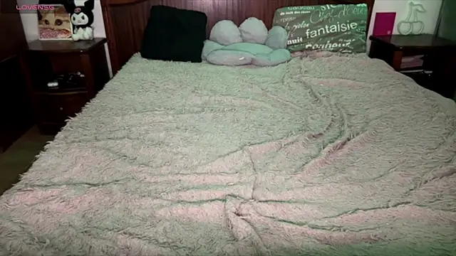 Kiralovessto online show from 04-19-26, 06:10