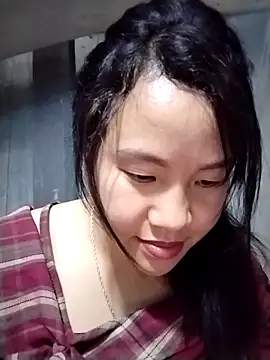 Lymimi online show from 04-17-26, 02:31