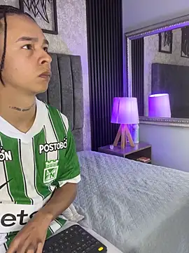 bliinkii and luka  online show from 02-25-26, 01:32