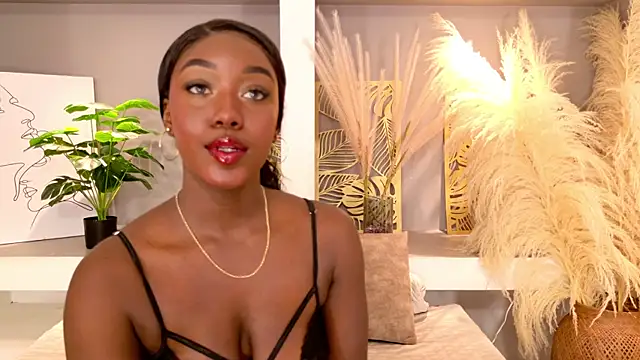 daniellabrown online show from 04-14-26, 09:43