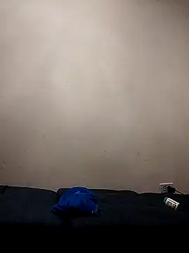 Snapshot of Mlo69 chatting on 03-14-26, 04:01 Mlo69 online show from 03-14-26, 04:01