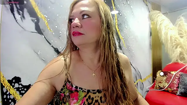 Snapshot of alicee__mature chatting on 02-21-26, 03:29 alicee mature online show from 02-21-26, 03:29