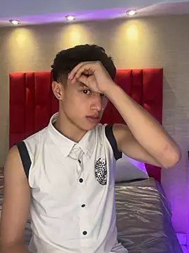 Dominik Souza online show from 03-12-26, 03:56