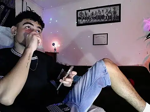 tiancam online show from 04-21-26, 04:52