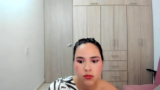 Snapshot of Hannakitten77 chatting on 02-05-26, 10:36 Hannakitten77 online show from 02-05-26, 10:36