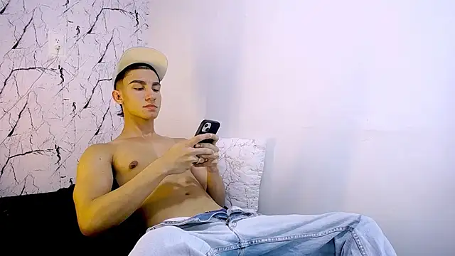 BabyAndy  online show from 04-08-26, 12:10