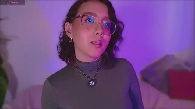 kittysophie  online show from 04-16-26, 09:39