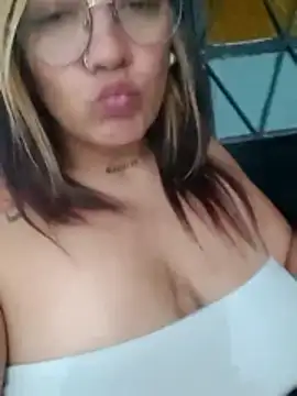 Snapshot of kuramaqueen chatting on 03-13-26, 11:55 kuramaqueen online show from 03-13-26, 11:55