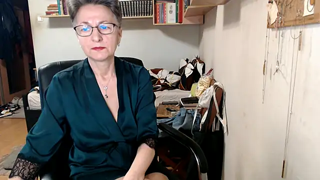 katemodel online show from 10-02-25, 05:14