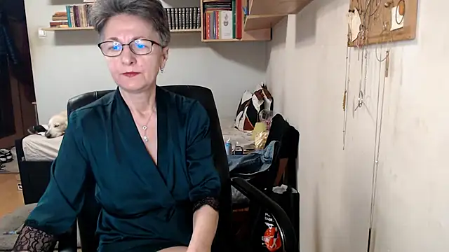 katemodel online show from 10-09-25, 06:22