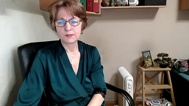 katemodel online show from 02-04-26, 07:14