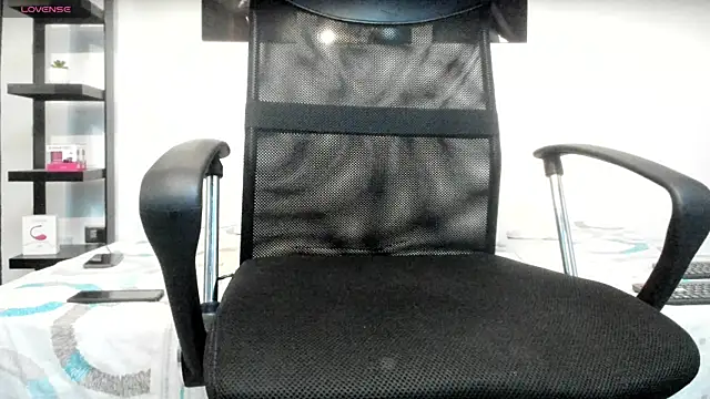 milo cruz  online show from 04-04-26, 05:06