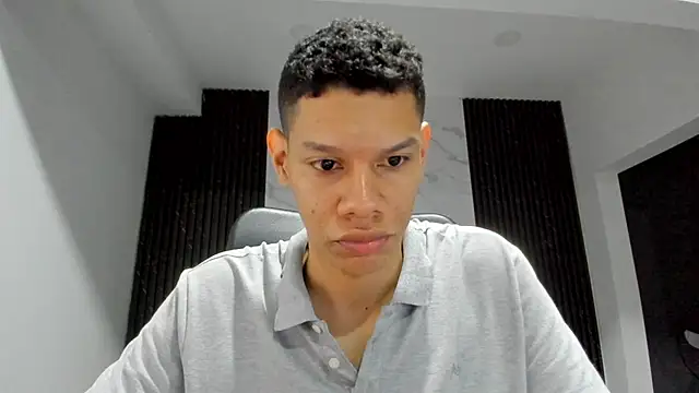 milo cruz  online show from 04-18-26, 02:59