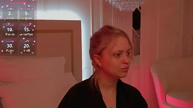 MollyHilton online show from 04-21-26, 05:39