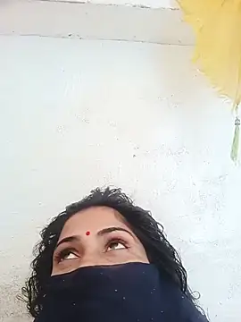 Snapshot of Poojaxx56 chatting on 07-19-26, 05:00 Poojaxx56 online show from 07-19-26, 05:00