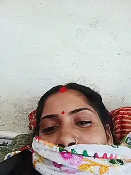 Snapshot of Poojaxx56 chatting on 07-20-26, 10:39 Poojaxx56 online show from 07-20-26, 10:39