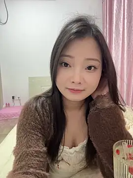 BIGBABYYEYE online show from 05-08-26, 01:49
