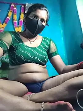 Snapshot of Chanchal_pande chatting on 02-11-26, 03:33 Chanchal pande online show from 02-11-26, 03:33