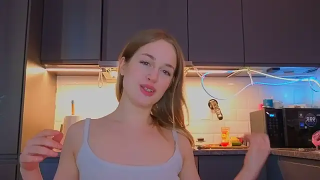 Snapshot of AnneRiver chatting on 03-27-26, 05:57 AnneRiver online show from 03-27-26, 05:57