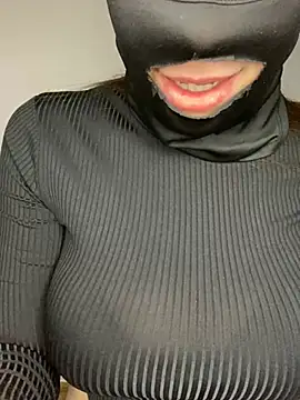 Snapshot of Mishelxxx2 chatting on 02-13-26, 09:49 Mishelxxx2 online show from 02-13-26, 09:49