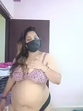 Aliya Hott online show from 05-25-26, 05:24