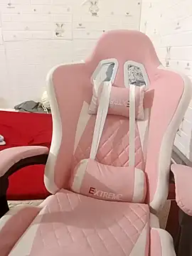 Moe-moex online show from 03-06-26, 03:19