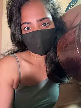 Snapshot of harshali_2012 chatting on 02-11-26, 08:08 harshali 2012 online show from 02-11-26, 08:08