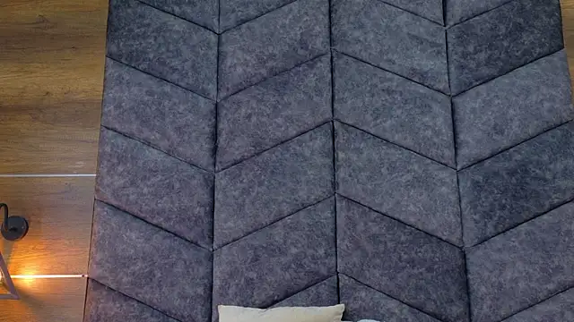 AnnieRouse   online show from 03-13-26, 11:50