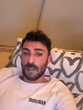 Snapshot of Aliiiix chatting on 03-16-26, 07:40 Aliiiix online show from 03-16-26, 07:40