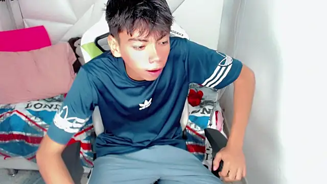 Liarr  online show from 05-01-26, 02:05