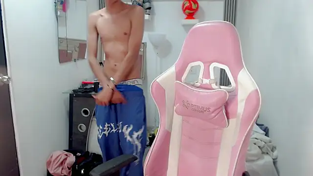Liarr  online show from 06-04-26, 05:57
