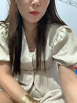 Baby-lovely69 online show from 04-24-26, 12:51