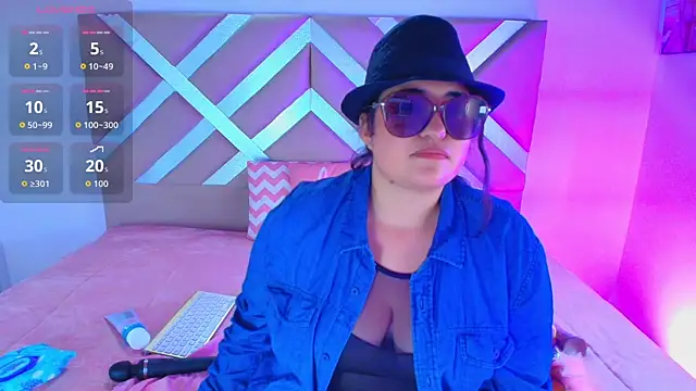 dani vemom online show from 05-15-26, 07:32