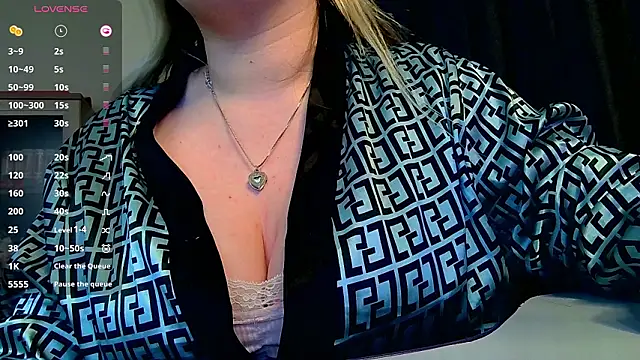 Emiliaaah online show from 03-09-26, 05:28