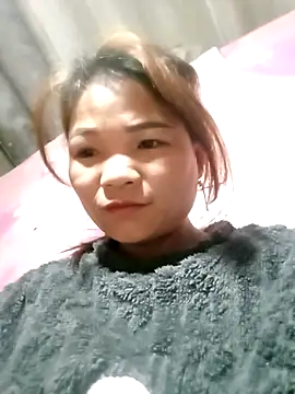 Snapshot of maymay-2000 chatting on 02-01-26, 12:31 maymay-2000 online show from 02-01-26, 12:31