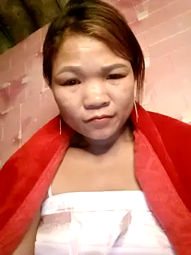 Snapshot of maymay-2000 chatting on 02-11-26, 09:14 maymay-2000 online show from 02-11-26, 09:14