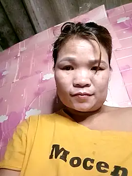 Snapshot of maymay-2000 chatting on 02-21-26, 02:23 maymay-2000 online show from 02-21-26, 02:23