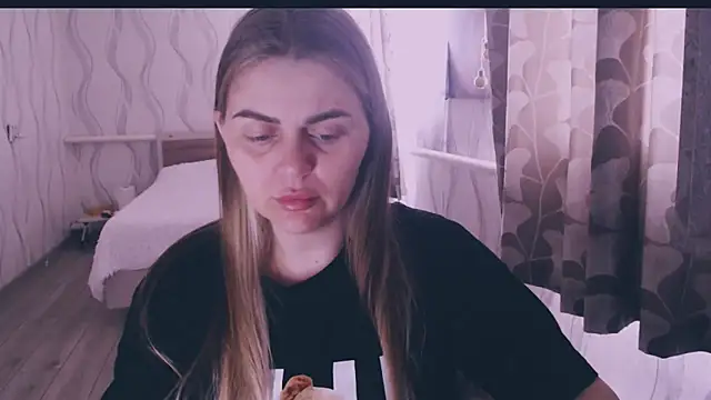 Snapshot of MagicKatarina_ chatting on 03-21-26, 08:30 MagicKatarina online show from 03-21-26, 08:30