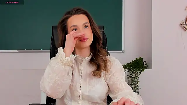 AlissaMilee online show from 03-28-26, 03:06