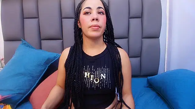 melany roberts  online show from 05-27-26, 03:03