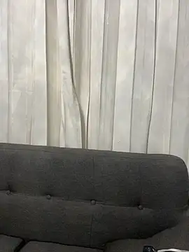 cristal  violetaa online show from 02-12-26, 04:07