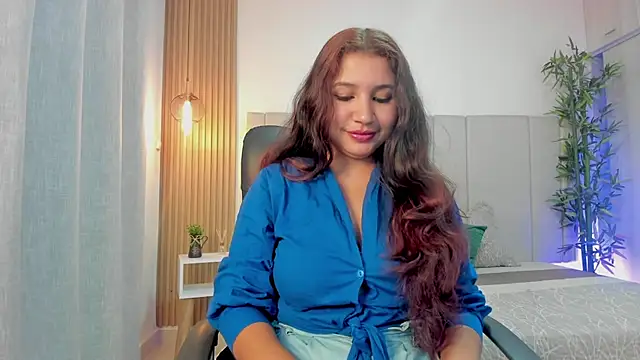 Victoria Rosee online show from 07-04-26, 01:06
