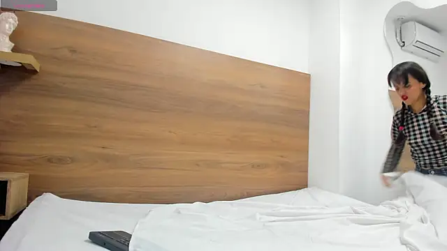 luz-miiaa online show from 02-28-26, 11:33