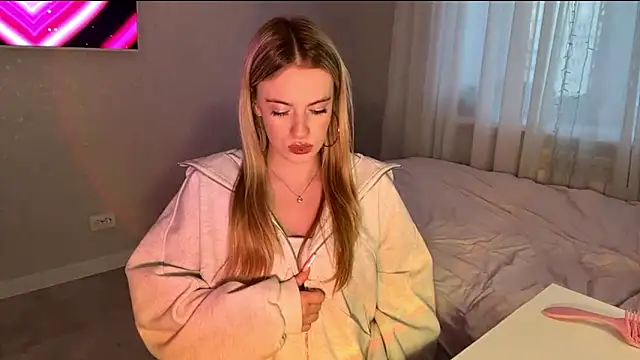 Between Eeys online show from 03-11-26, 03:07